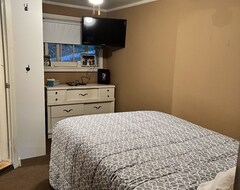 Tüm Ev/Apart Daire 2 Bedroom Cozy Cabin Water Front (Elizabethtown, ABD)