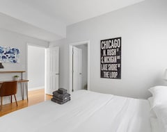 Tüm Ev/Apart Daire Near Downtown! 2 Bed 2 Bath Condo- Fully Appointed (Chicago, ABD)