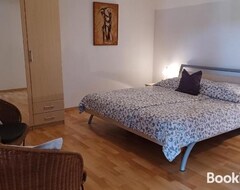 Koko talo/asunto Wohnung In Erster Etage Mit Offenem Wohnbereich - B43788 (Lukta, Puola)