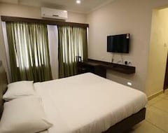 Hotel Vels Residency (Puducherry, India)