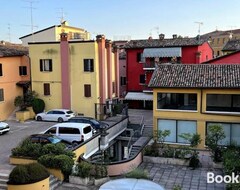 Toàn bộ căn nhà/căn hộ Attico In Piazza Matteotti (Desenzano del Garda, Ý)