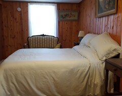 Casa/apartamento entero Rustic Cedar Log Cabin On Beautiful Mullett Lake. (Cheboygan, EE. UU.)