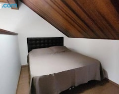 Entire House / Apartment Flat Florestanegra (Campos do Jordão, Brazil)