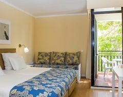 Khách sạn Dorisol Mimosa Studio Hotel (Funchal, Bồ Đào Nha)