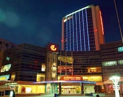 Grand Hoya Hotel (Qingdao, China)