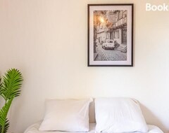 Hele huset/lejligheden Zenbnb - Le Majestic / Appartement Avec 1 Chambre / Parking Prive / Balcon (Annemasse, Frankrig)