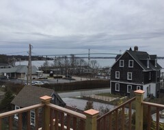 Hotel Bridge View (Center Lovell, USA)