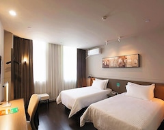 Hotel Jinjiang Inn Select (fanchang Rt-mart Business Square) (Fanchang, Kina)