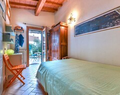 Toàn bộ căn nhà/căn hộ Holiday Apartment Casetta Delle Mimose With Sea View, Private Terrace & Wi-fi (Seccheto, Ý)