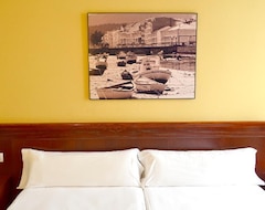 Khách sạn Hotel Alda El Suizo (Ferrol, Tây Ban Nha)