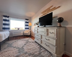 Hotel Tropical Island Oasis baño de 3 dormitorios y 2 climatizada y balneario (Bar Harbor, EE. UU.)