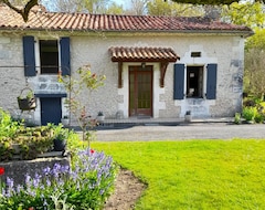 Toàn bộ căn nhà/căn hộ Homerez - Amazing House For 5 Ppl. With Garden At Allemans (Allemans, Pháp)