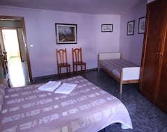 Hotelli Hostal Porta De Nuria (Ribas de Freser o Ribas de Fresser, Espanja)
