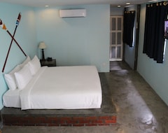 Hotel Ocean Front Campgrounds (Ngwe Saung Beach, Mjanmar)