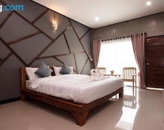 Orngaermbaanmakruud Baan Ma Grood Hotel (Phayao, Thailand)
