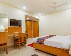 Khách sạn Fabhotel Space Styling Inn (Hyderabad, Ấn Độ)