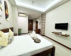 Khách sạn Sunburn Suites Coron (Coron, Philippines)