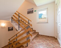 Hotel Villa Planina Ground Floor Apartment - Luxury Apartment For Up To 6 Guests Outside Kranjska Gora (Rateče, Slovenija)