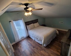 Tüm Ev/Apart Daire Comfortable 3 Bedroom Home, Free Parking, Wifi (Wapakoneta, ABD)