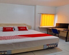 Hotel Oyo 93701 Room Transit By At (Tangerang, Indonesia)