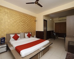 Hotel OYO 16394 Prantik Guest House (Kolkata, Indija)