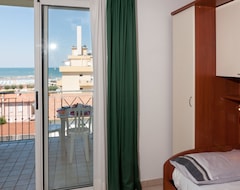 Khách sạn Residence Nautic (Rimini, Ý)