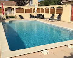 Toàn bộ căn nhà/căn hộ Villa 8/9 People, Heated Swimming Pool (9x5), Jacuzzy (7 Places) Games Rooms. (Saint-Laurent-la-Vernède, Pháp)