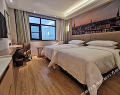 Vienna 3 Best Hotel(chaoyang Middle Road,ruzhou) (Ruzhou, Kina)