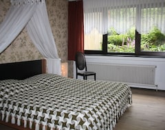 Hotel Idyllic Apartment 60sqm, Only 700m From The Rursee (Heimbach, Alemania)