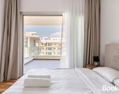 Cijela kuća/apartman Luxurious 3 Br Pool Zakaki Penthouse (Limassol, Cipar)