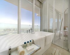 Hotel Five Jumeirah Village Dubai (Dubái, Emiratos Árabes Unidos)