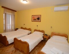 Hotel Apartments Marijaz (Kotor, Montenegro)