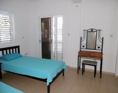 Hele huset/lejligheden Luxury villa, in heart of Coral Bay near the strip and beach (Peyia, Cypern)