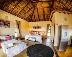 Guesthouse Tshikwalo Game Lodge (Pretoria, South Africa)