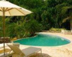 Khách sạn Machaca Hill Lodge (Punta Gorda, Belize)