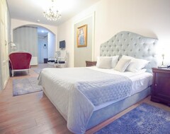 Hotel Safrano Palace (Brasov, Romania)