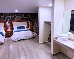 Hotel Tierras Blancas (Valle de Bravo, Mexico)