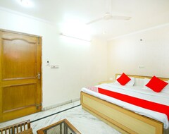 Khách sạn Oyo 41618 Hotel Regency (Hissar, Ấn Độ)