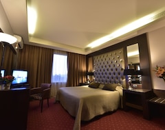 Hotel Doro City (Tirana, Albania)
