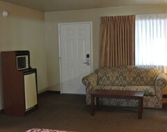 Khách sạn Vino Inn & Suites (Atascadero, Hoa Kỳ)