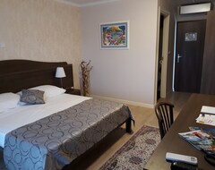 Khách sạn Hotel Albamaris (Biograd na Moru, Croatia)