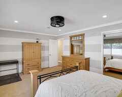 Cijela kuća/apartman Be The First To Enjoy This Gorgeous New Space! (Pleasant Hill, Sjedinjene Američke Države)
