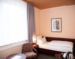 Khách sạn Hotel Lonac (Duisburg, Đức)