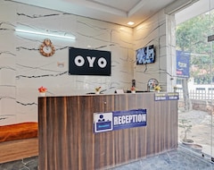 Khách sạn Oyo Gauri Shankar Dham (Vrindavan, Ấn Độ)