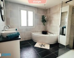 Cijela kuća/apartman Maison Love Room De 150m2 Avec Spa Geodesique (Cherves-Richemont, Francuska)