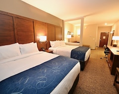 Otel Comfort Suites (Portland, ABD)