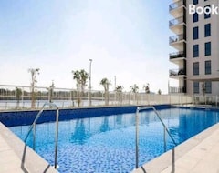 Cijela kuća/apartman Lovely Place In Yas Island With Canal And Pool View (Abu Dhabi, Ujedinjeni Arapski Emirati)
