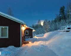 Toàn bộ căn nhà/căn hộ Cozy Hilltop Cottage With Fantastic View (Undenäs, Thụy Điển)
