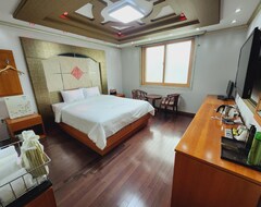 Khách sạn Welcome Tourist Hotel (Gunsan, Hàn Quốc)