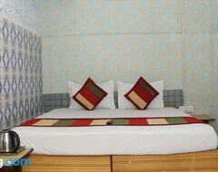 Khách sạn Hotel New Agarwal (Jhunjhunu, Ấn Độ)